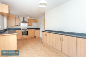 Kitchen/Diner- click for photo gallery
